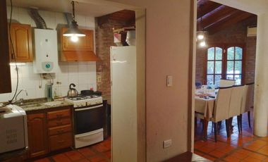 Casa en venta - 4 Dormitorios 1 Baño - Córdoba