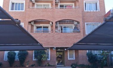 Dpto de 2 dorm con balcon