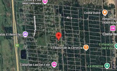 Casa en venta - 4 Dormitorios 3 Baños - Costa del Este