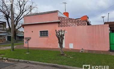 Terreno con 2 propiedades, ideal dos familia o inversion