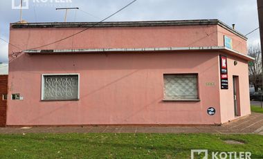 Terreno con 2 propiedades, ideal dos familia o inversion