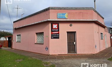 Terreno con 2 propiedades, ideal dos familia o inversion