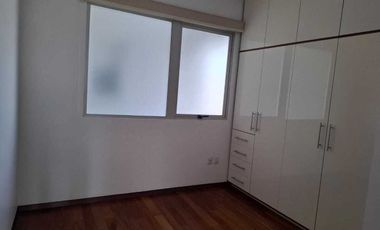 En renta departamento con espectacular vista en City Towers Green