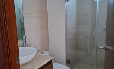 En renta departamento con espectacular vista en City Towers Green