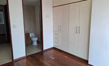 En renta departamento con espectacular vista en City Towers Green