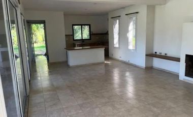 Casa en venta - 2 Dormitorios 2 Baños - Santa Brigida