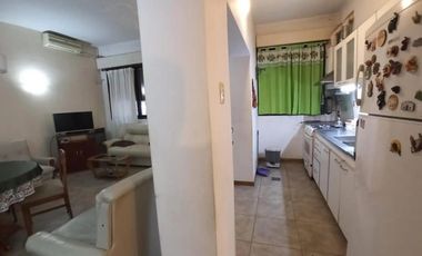PH en venta - 2 Dormitorios 1 Baño - Lomas de Zamora