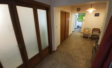 PH en venta - 2 Dormitorios 1 Baño - Lomas de Zamora