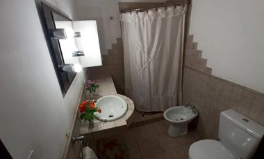 PH en venta - 2 Dormitorios 1 Baño - Lomas de Zamora