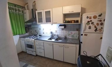 PH en venta - 2 Dormitorios 1 Baño - Lomas de Zamora