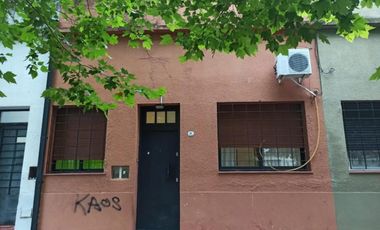 PH en venta - 2 Dormitorios 1 Baño - Lomas de Zamora