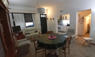 PH en venta - 2 Dormitorios 1 Baño - Lomas de Zamora