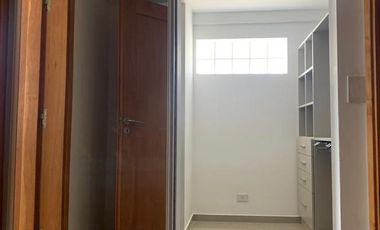 Venta- 5 ambientes- Departamento - Buenos Aires 601-  Área Centro Este