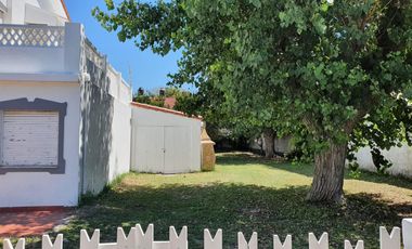 Casa en venta - 6 Dormitorios 3 Baños - San Clemente del Tuyú