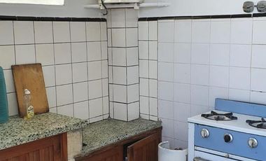 Casa en venta - 6 Dormitorios 3 Baños - San Clemente del Tuyú