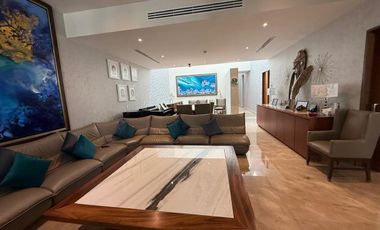 Venta de Casa en Col. Del Valle