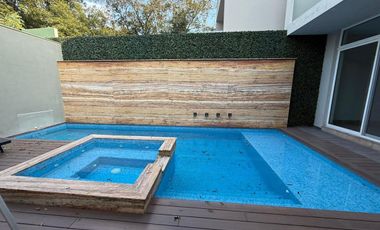 Venta de Casa en Col. Del Valle