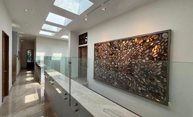 Venta de Casa en Col. Del Valle