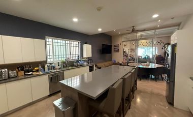 Venta de Casa en Col. Del Valle