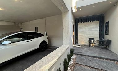 Venta de Casa en Col. Del Valle