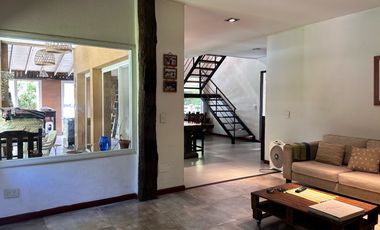 Casa en  venta - 5 ambientes-Pileta-Ingeniero Maschwitz-Escobar-Apto Credito-Permuta menor valor