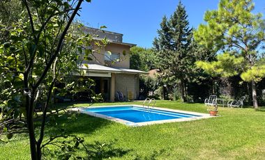 Casa en  venta - 5 ambientes-Pileta-Ingeniero Maschwitz-Escobar-Apto Credito-Permuta menor valor