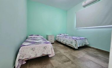 Casa en venta - 3 Dormitorios 3 Baños - La Plata