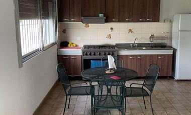 Casa en venta - 4 Dormitorios 3 Baños - 795mts2 - Moreno