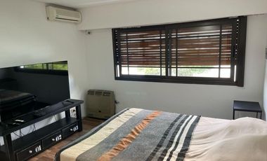 Casa en venta - 4 Dormitorios 3 Baños - 795mts2 - Moreno