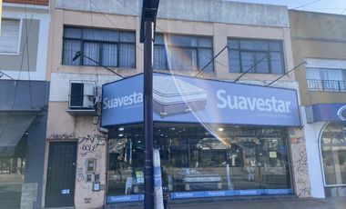 Oficina en  primer piso