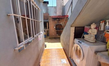 PH en venta - 3 Dormitorios 2 Baños - Villa Maipu