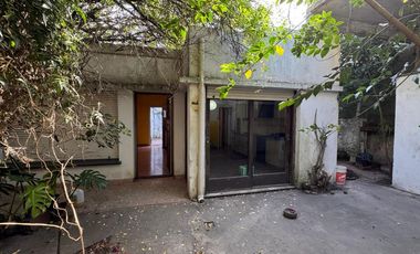 Casa en venta - 2 Dormitorios 2 Baños - Cocheras - 230Mts2 - Mar del Plata