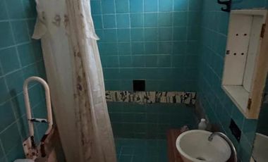 Casa en venta - 2 Dormitorios 2 Baños - Cocheras - 230Mts2 - Mar del Plata