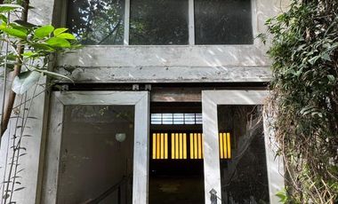 Casa en venta - 2 Dormitorios 2 Baños - Cocheras - 230Mts2 - Mar del Plata