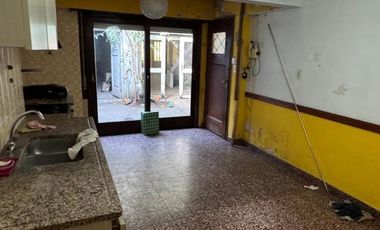 Casa en venta - 2 Dormitorios 2 Baños - Cocheras - 230Mts2 - Mar del Plata