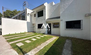 RENTA CASA CON USO DE SUELO  MIXTO