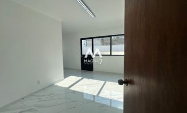 RENTA CASA CON USO DE SUELO  MIXTO