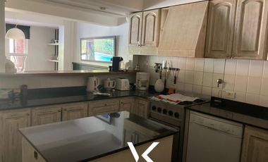 Casa en alquiler temporario verano Enero y Febrero 2025 en Martínez