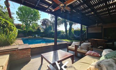 Casa en alquiler temporario verano Enero y Febrero 2025 en Martínez