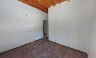 Casa en venta - 3 Dormitorios 1 Baño - Costa del Este
