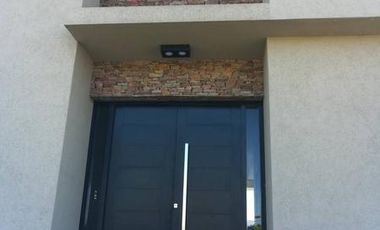 Casa en venta en Barrio Privado Monet - A estrenar