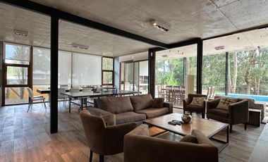 Casa en venta - 4 Dormitorios 2 Baños - Pinamar