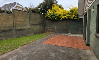 LINDA Y AMPLIA CASA EN SECTOR LOMAS DE MIRASUR