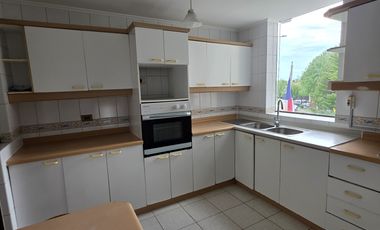 LINDA Y AMPLIA CASA EN SECTOR LOMAS DE MIRASUR