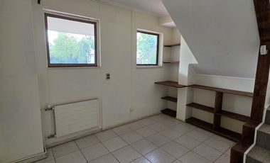 LINDA Y AMPLIA CASA EN SECTOR LOMAS DE MIRASUR