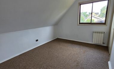 LINDA Y AMPLIA CASA EN SECTOR LOMAS DE MIRASUR