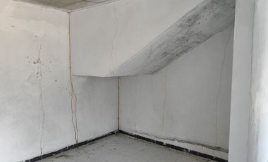 Se vende casa de 3 recámaras en obra gris, en el fraccionamiento Granjas Merida, Temixco, Mor.