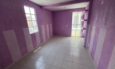 Casa en RENTA Toluca, Hacienda del Valle II, rápida salida a CDMX. Cerca de Plaza Santin.