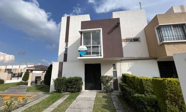 Casa en RENTA en Toluca, a 40 minutos de Santa Fe, 15 minutos de San Mateo y 20 de Metepec o Toluca Centro.
