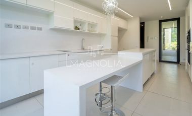 Departamento en Arriendo en ESPECTACULAR DEPARTAMENTO CON JARDIN EN SAN CARLOS DE APOQUINDO